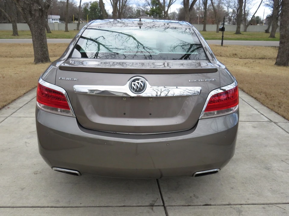 2012 Buick LaCrosse - Image 8 of 12
