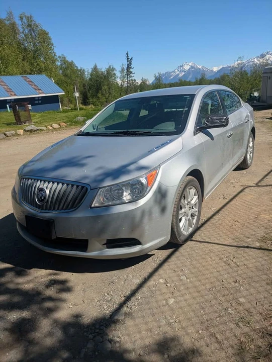 2012 Buick LaCrosse - Image 2 of 19