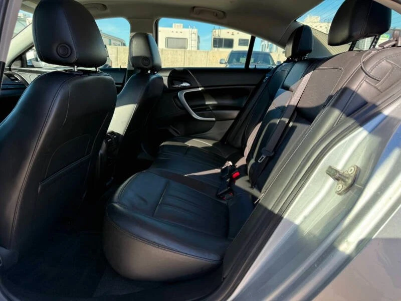 2012 Buick Regal - Image 11 of 19