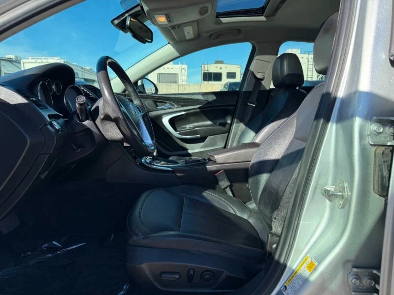 2012 Buick Regal - Image 10 of 19