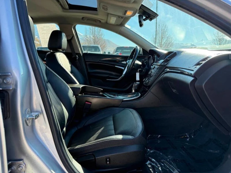 2012 Buick Regal - Image 13 of 19