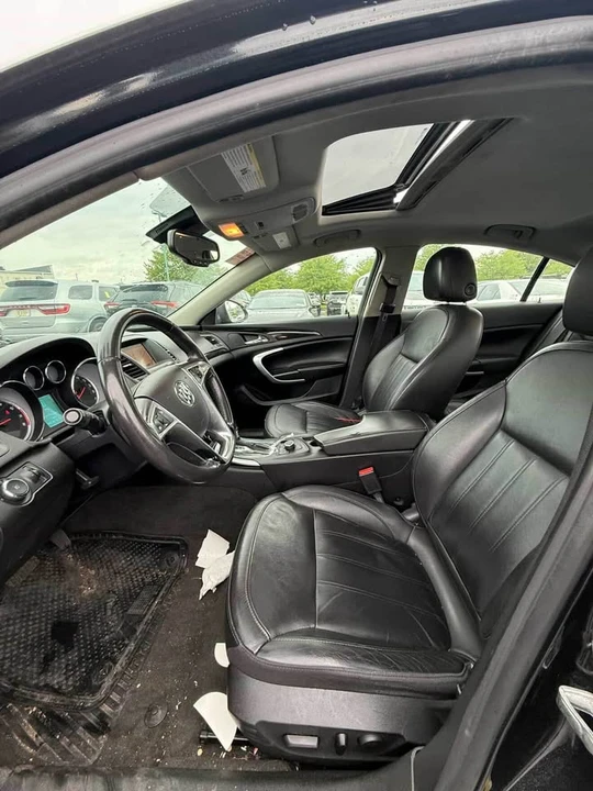 2012 Buick Regal - Image 3 of 8