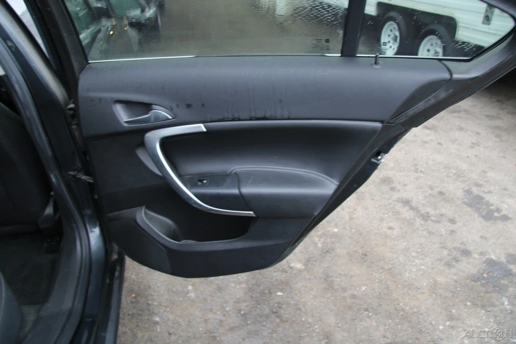 2012 Buick Regal - Image 20 of 21