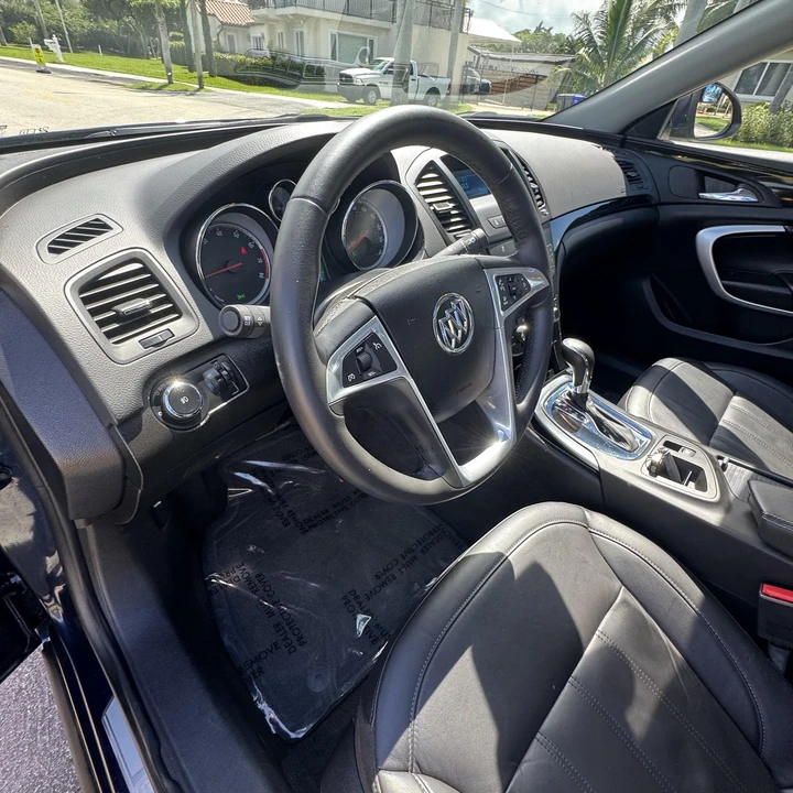 2012 Buick Regal - Image 24 of 31