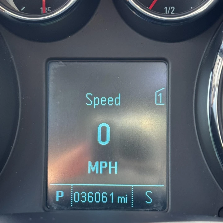 2012 Buick Regal - Image 27 of 31