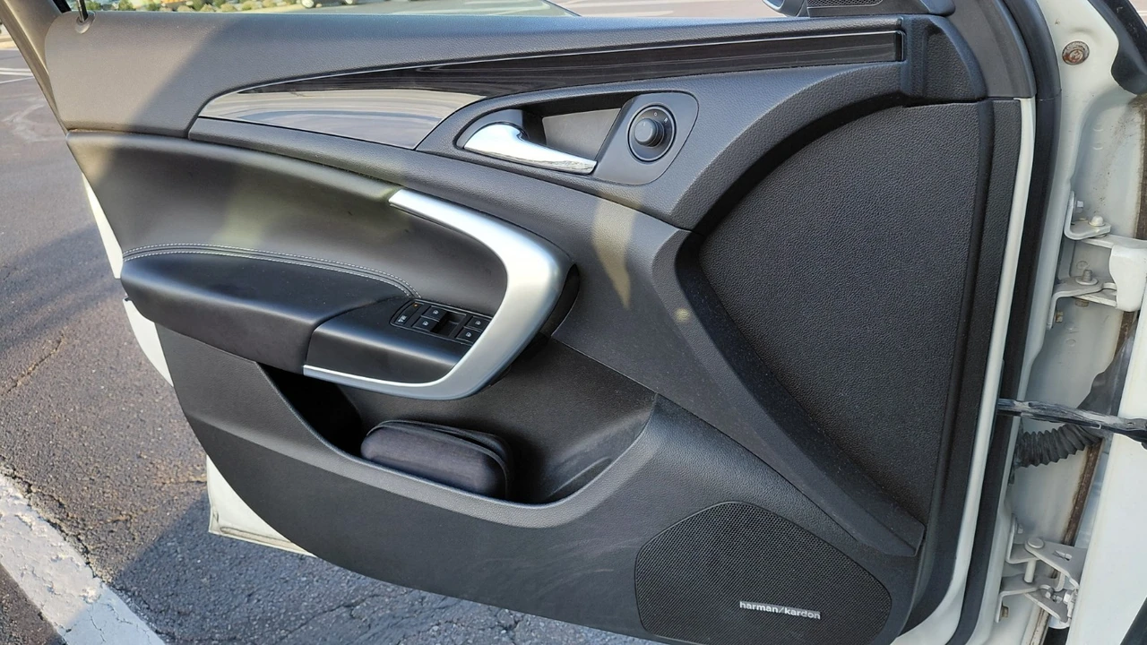 2012 Buick Regal - Image 31 of 31