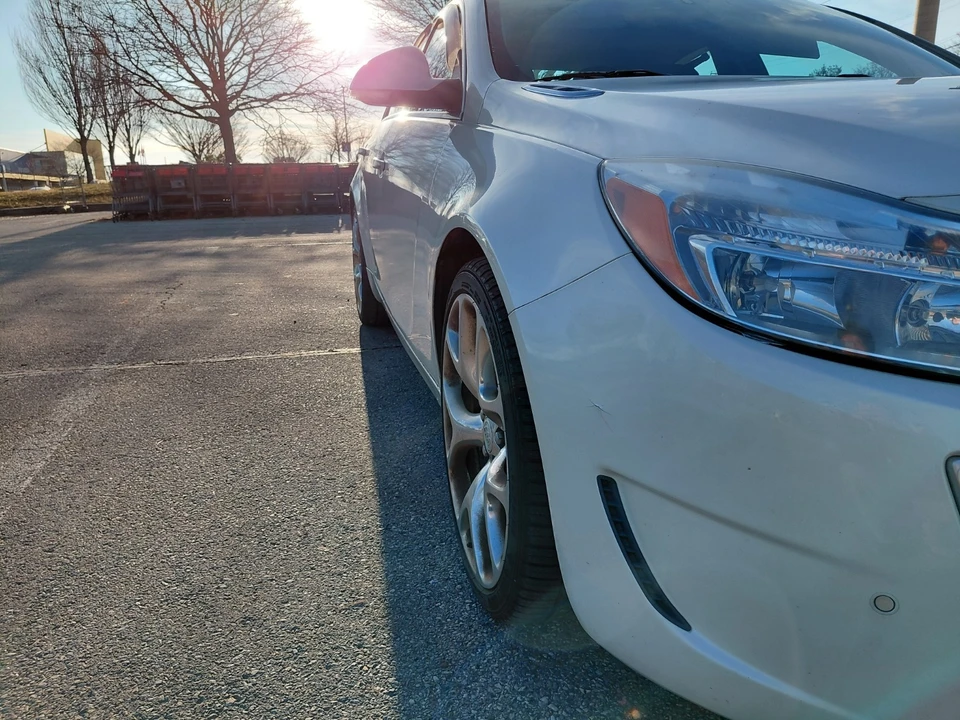 2012 Buick Regal - Image 7 of 31