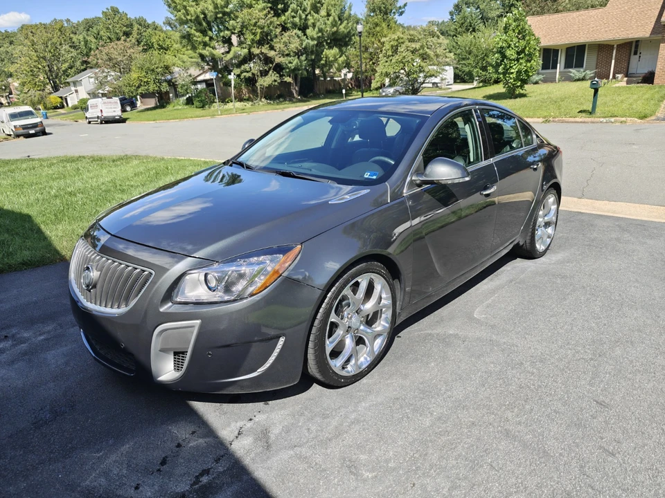 2012 Buick Regal - Image 2 of 18