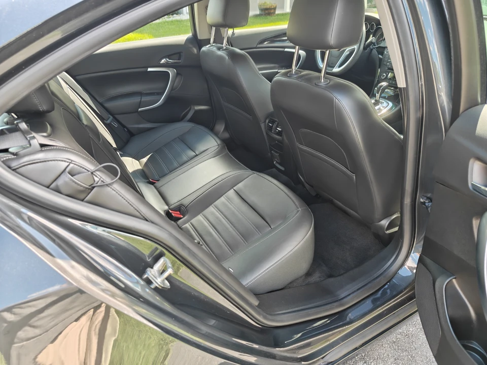 2012 Buick Regal - Image 14 of 18