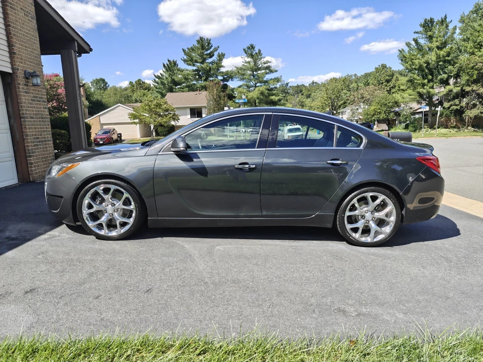 2012 Buick Regal - Image 3 of 18