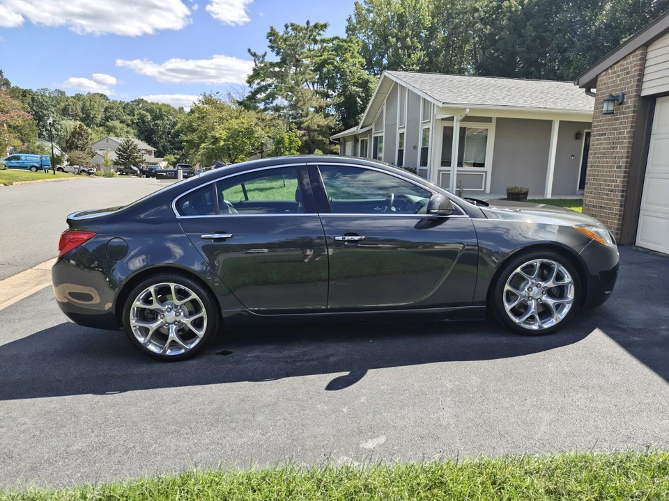 2012 Buick Regal - Image 7 of 18
