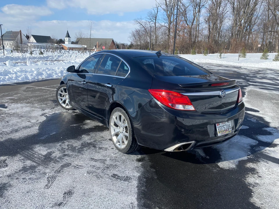 2012 Buick Regal - Image 8 of 31