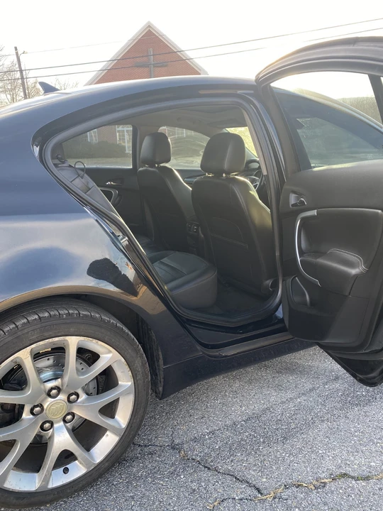 2012 Buick Regal - Image 10 of 20