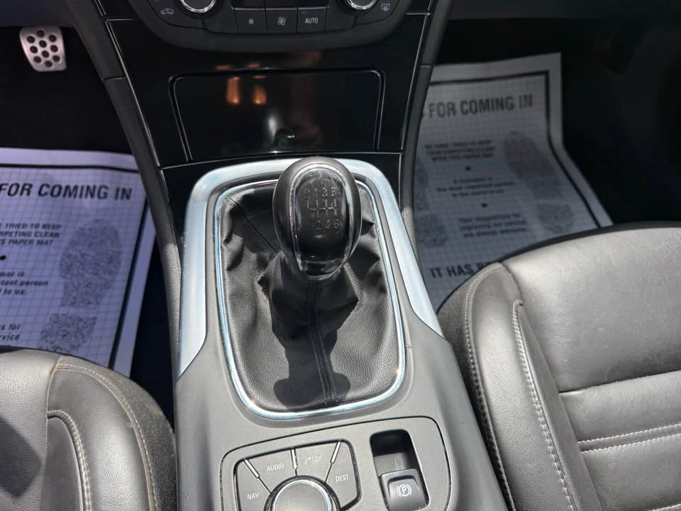 2012 Buick Regal - Image 16 of 20
