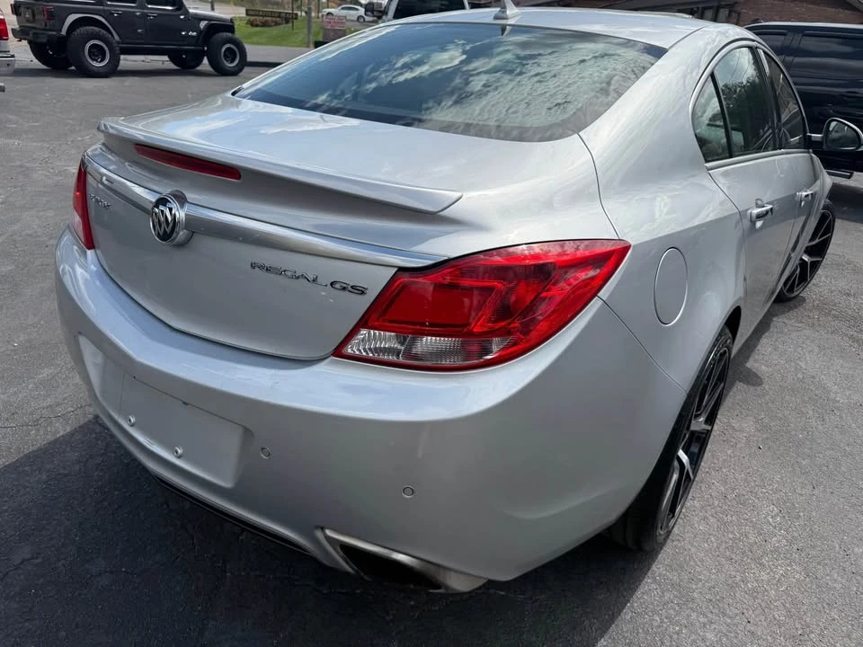 2012 Buick Regal - Image 10 of 20