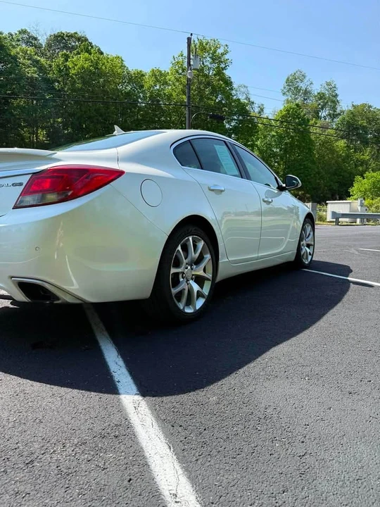2012 Buick Regal - Image 6 of 10