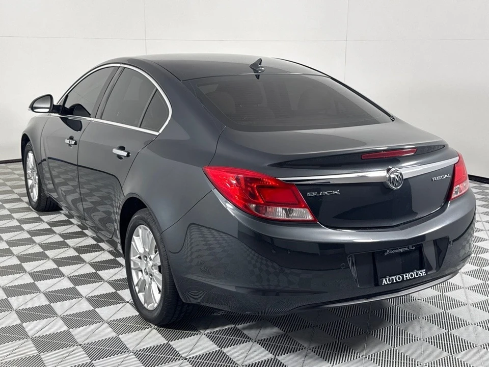 2012 Buick Regal - Image 7 of 12