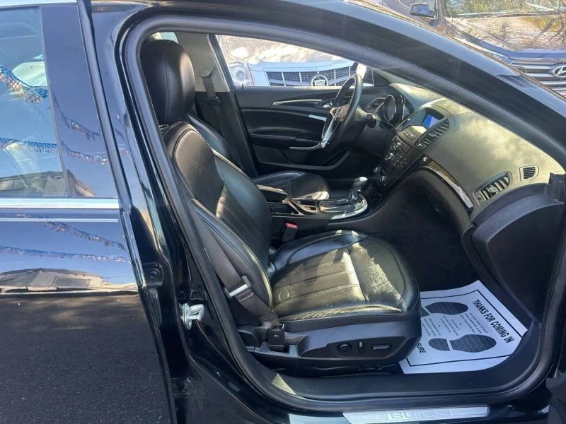 2012 Buick Regal - Image 8 of 11