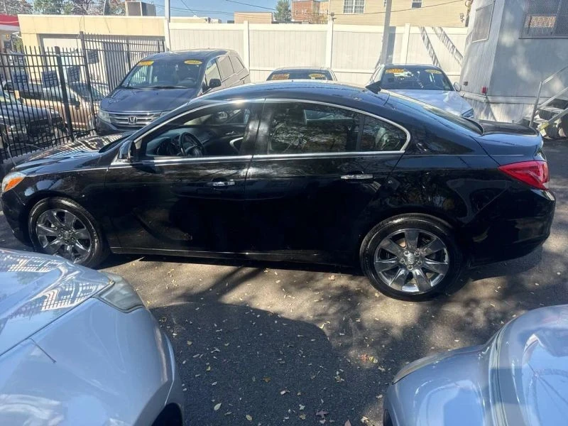 2012 Buick Regal - Image 2 of 11