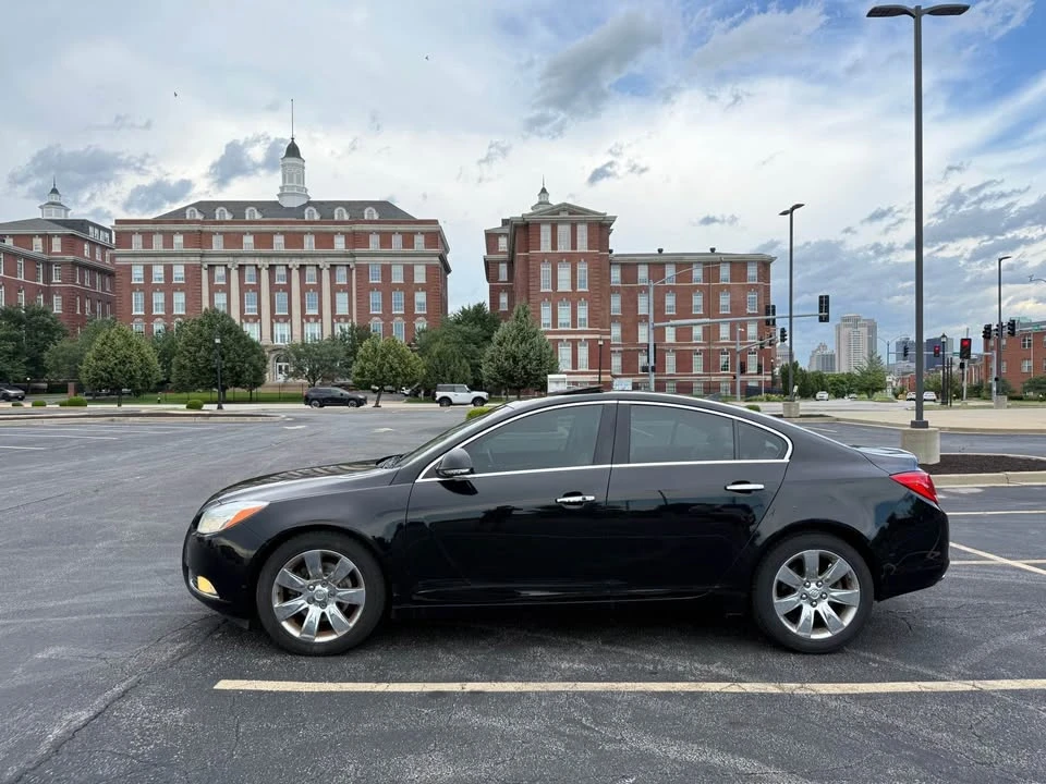2012 Buick Regal - Image 2 of 16