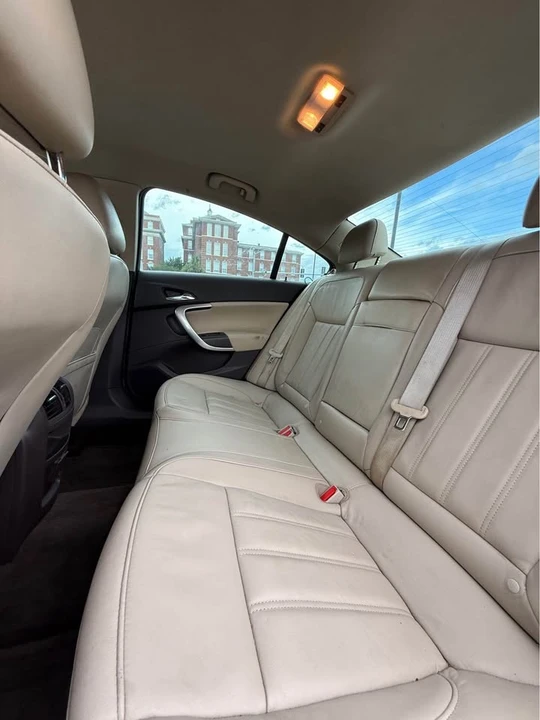 2012 Buick Regal - Image 13 of 16