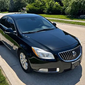 2012 Buick Regal Premium 2 Sedan 4D