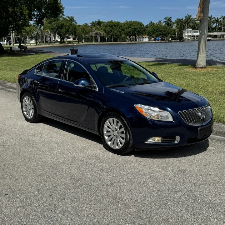 2012 Buick Regal - Image 2 of 21