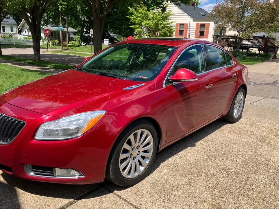 2012 Buick Regal - Image 2 of 9