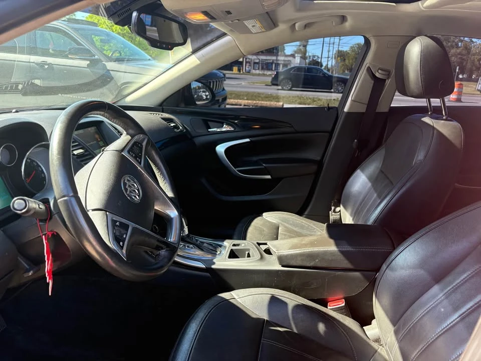 2012 Buick Regal - Image 10 of 11