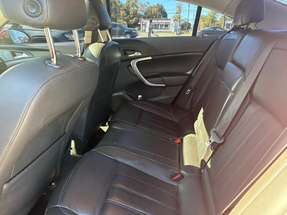 2012 Buick Regal - Image 11 of 11