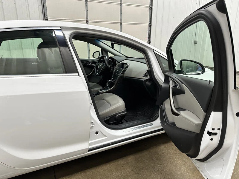 2012 Buick Verano - Image 18 of 21