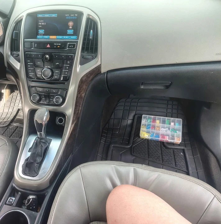 2012 Buick Verano - Image 14 of 17