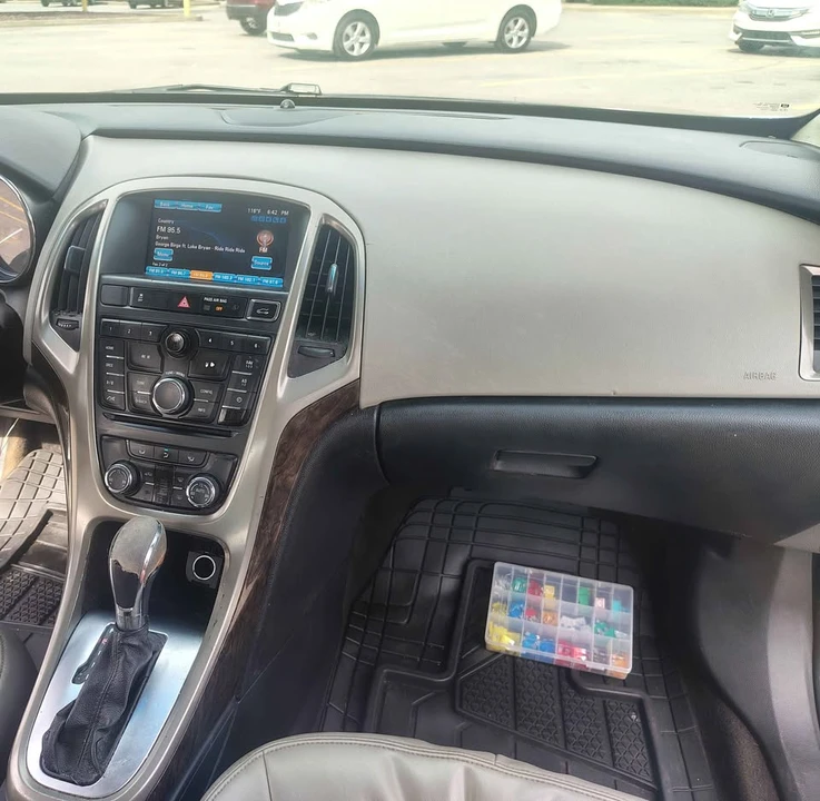 2012 Buick Verano - Image 13 of 17