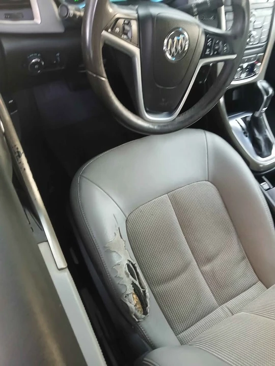 2012 Buick Verano - Image 10 of 17