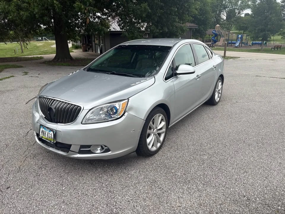 2012 Buick Verano - Image 5 of 10