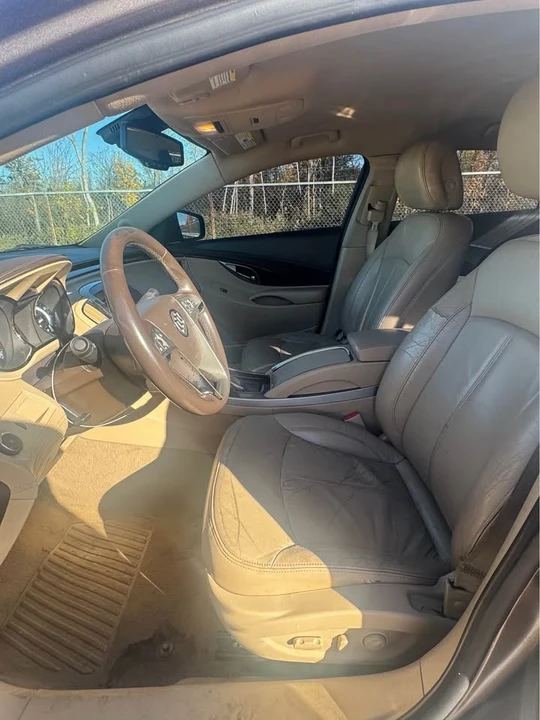 2012 Buick LaCrosse - Image 8 of 11