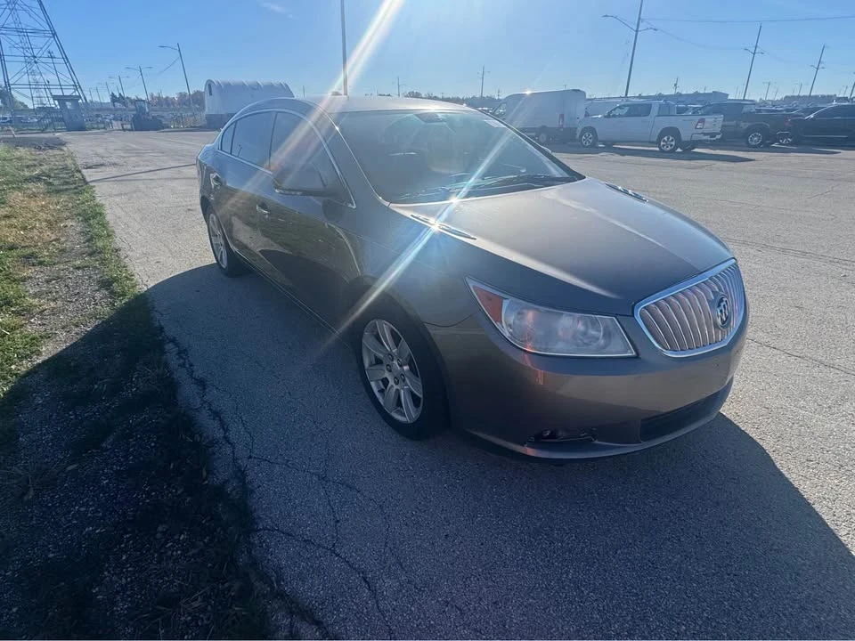 2012 Buick LaCrosse - Image 2 of 11