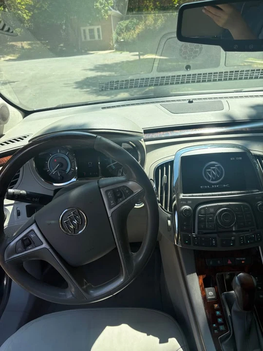 2012 Buick LaCrosse - Image 4 of 5