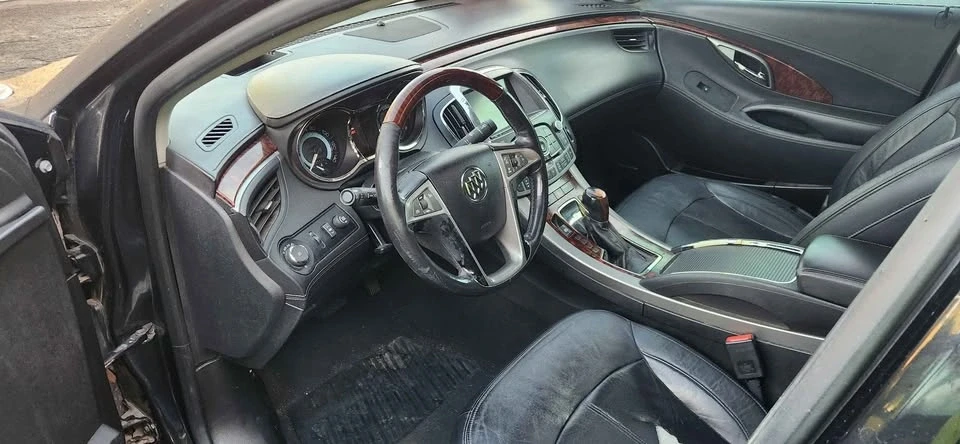 2012 Buick LaCrosse - Image 2 of 3