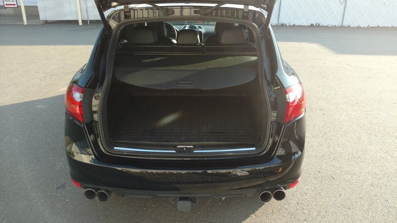 2012 Porsche 958 Cayenne - Image 8 of 9