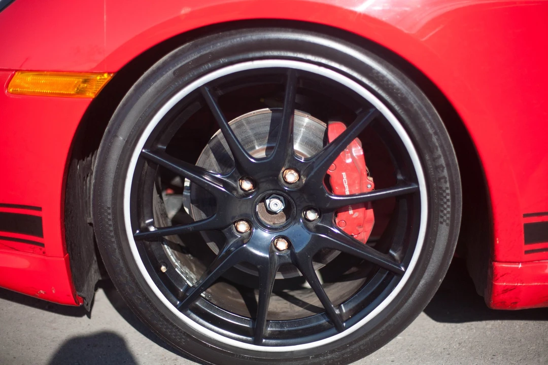 2012 Porsche 987 Cayman R - Image 25 of 31