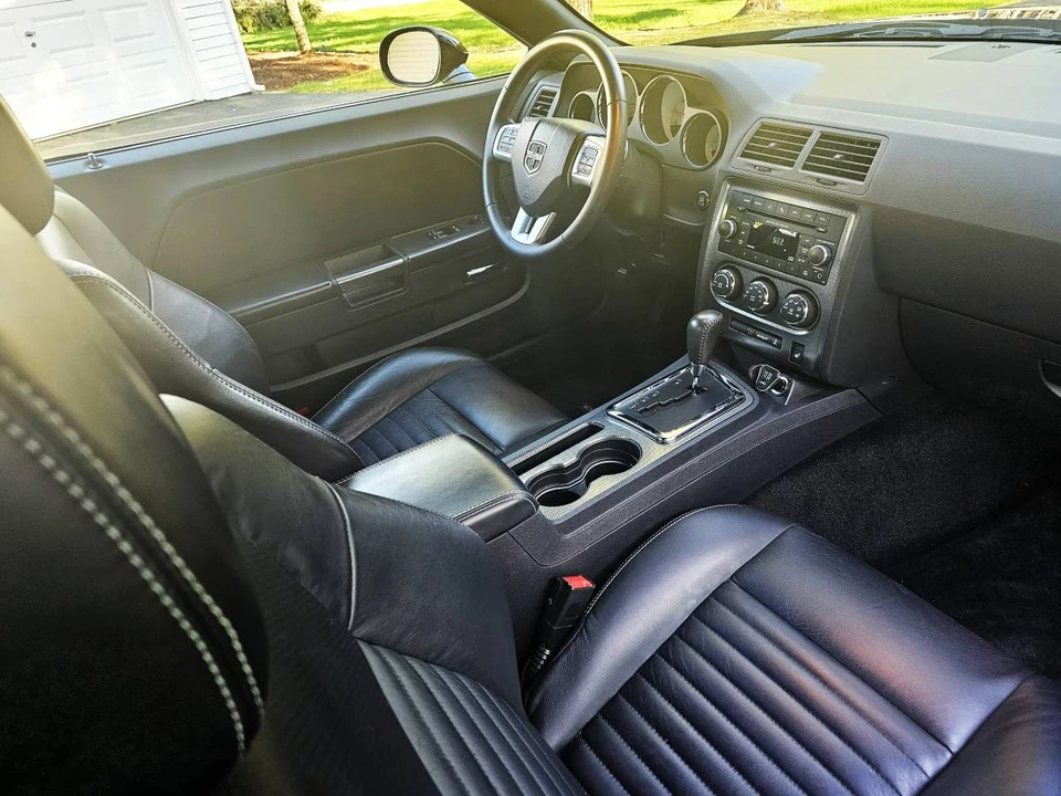 2012 Dodge Challenger 3rd Gen - Image 11 of 12