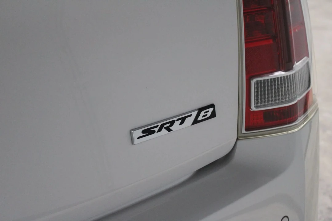 2012 Chrysler 300 (2005-2023) - Image 17 of 20