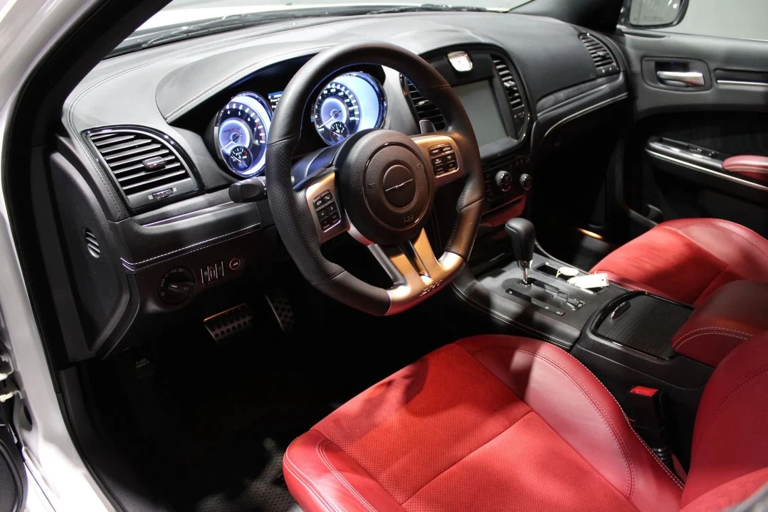 2012 Chrysler 300 (2005-2023) - Image 8 of 20