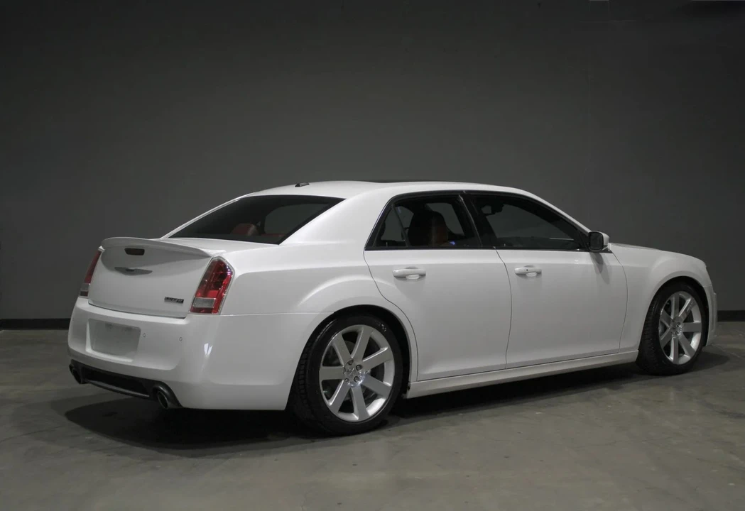 2012 Chrysler 300 (2005-2023) - Image 5 of 20