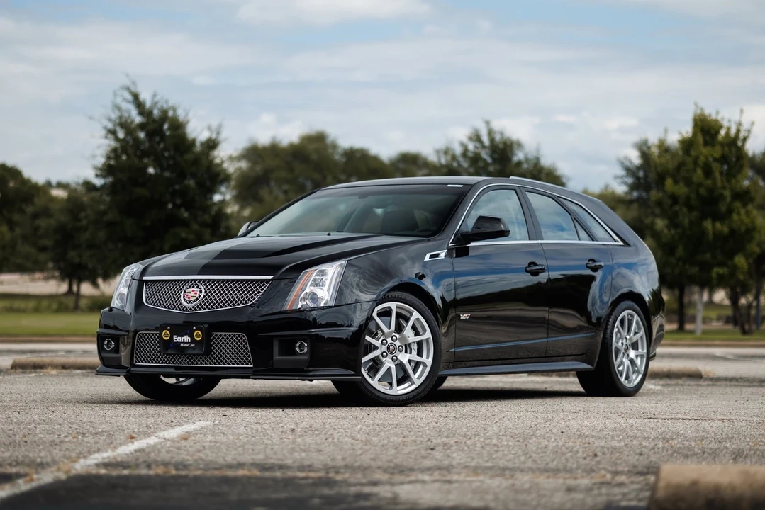 2012 Cadillac CTS-V 2nd Gen - Image 2 of 12