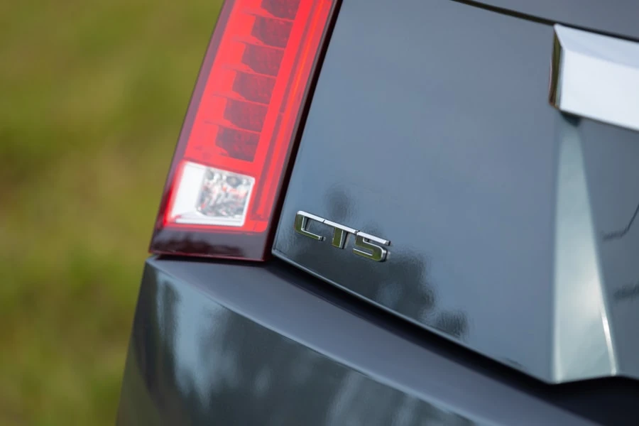 2012 Cadillac CTS-V 2nd Gen - Image 17 of 31