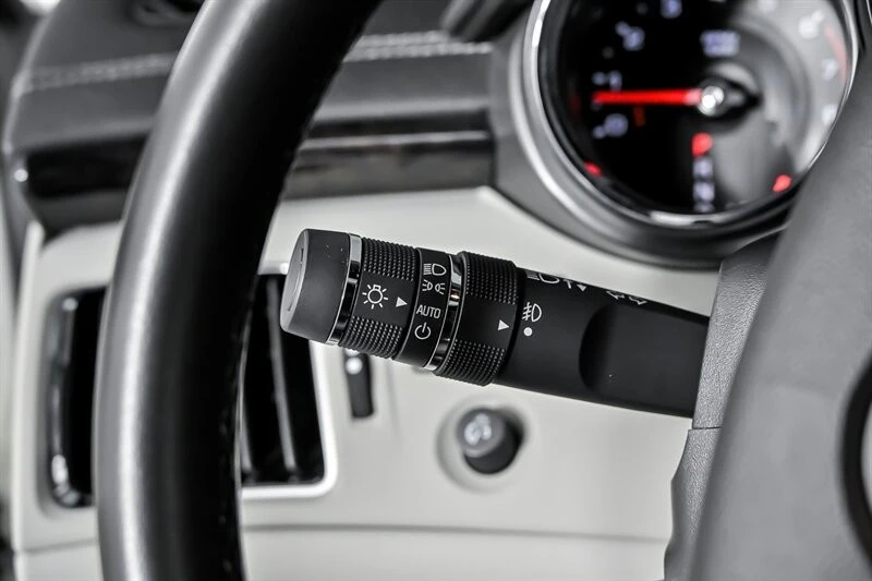 2012 Cadillac CTS-V 2nd Gen - Image 24 of 31