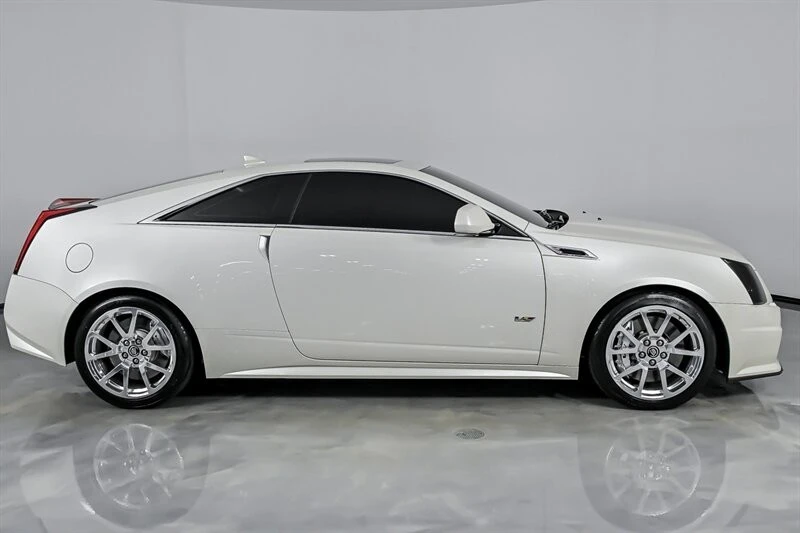 2012 Cadillac CTS-V 2nd Gen - Image 9 of 31