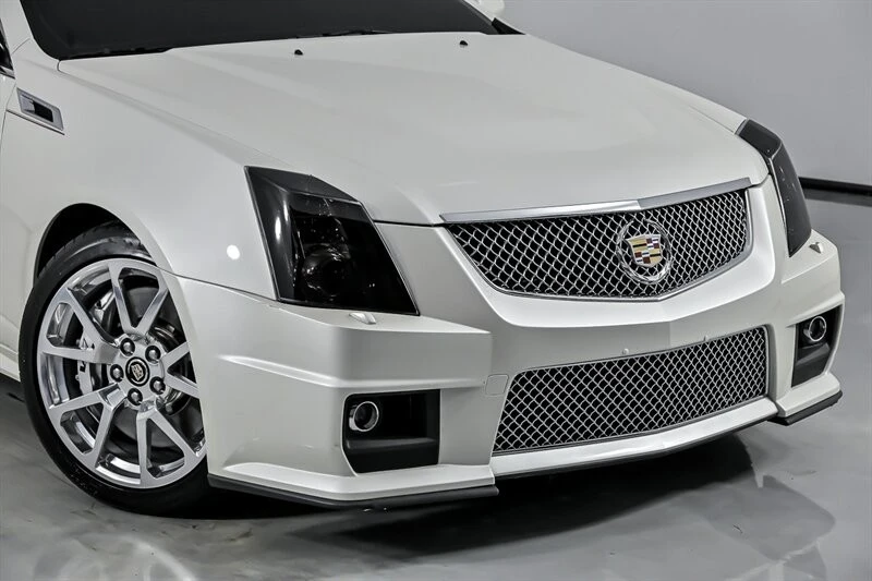 2012 Cadillac CTS-V 2nd Gen - Image 2 of 31
